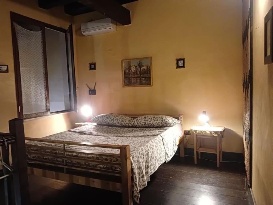 Appartamento Centro Storico 2 Naples Luaran gambar